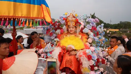 Lưu giữ văn hóa dân tộc từ lễ hội truyền thống