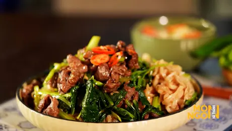 Phở xào Hàng Buồm