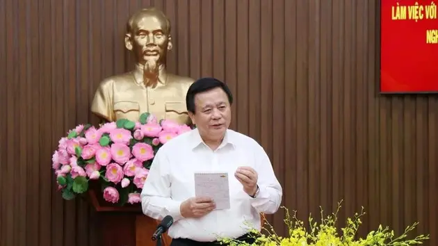 Đoàn công tác của Bộ Chính trị làm việc tại Quảng Ngãi