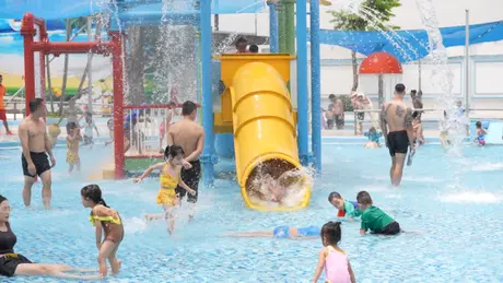 Mùa hè ở công viên nước