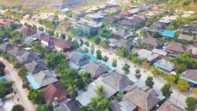 Điện Biên xác lập kỷ lục mật độ nhà sàn truyền thống