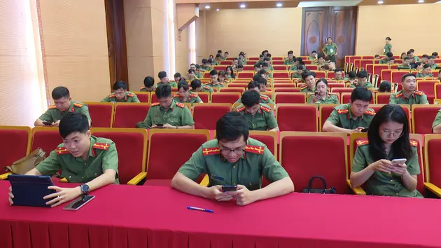 Công an Hà Nội tăng tốc học AI
