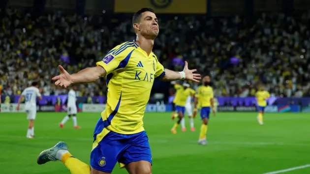 Ronaldo ghi bàn, Al Nassr vào tứ kết AFC Champions League