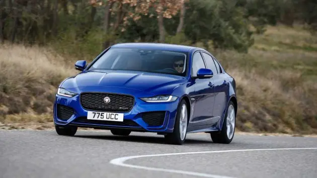 Jaguar dừng bán xe tại Anh quốc