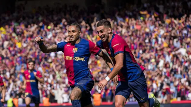 Barcelona thắng trận siêu kinh điển thứ tư liên tiếp