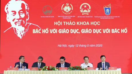 Học tập suốt đời theo tư tưởng Hồ Chí Minh