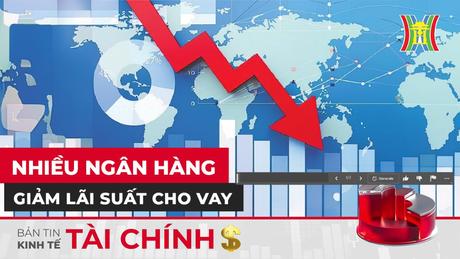 Giá xăng RON95 giảm 906 đồng/lít