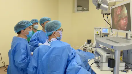 Bước tiến mới trong phẫu thuật điều trị ung thư phụ khoa
