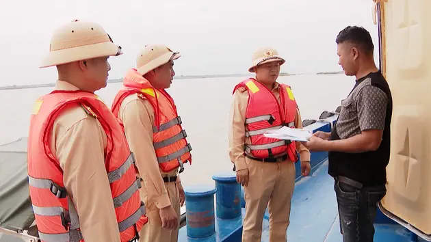Đấu tranh phòng ngừa vi phạm vận tải hàng hóa trên sông