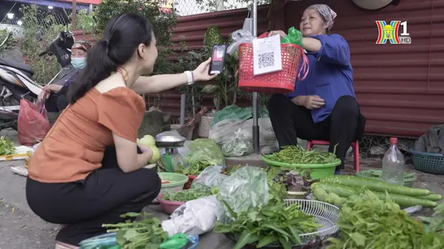 Xu hướng chi tiêu không dùng tiền mặt