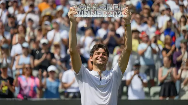 Taylor Fritz vô địch giải quần vợt Stuttgart