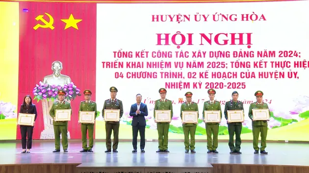 Ứng Hoà hoàn thành vượt mức 15/18 chỉ tiêu KT - XH