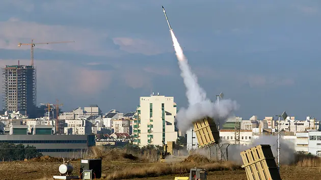 Hamas phóng tên lửa đáp trả Israel