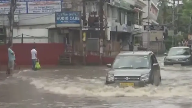Lũ lụt nghiêm trọng tại bang Assam, Ấn Độ 