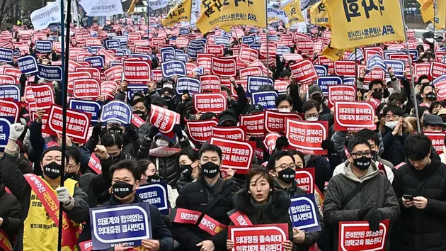Các bác sĩ Hàn Quốc bác bỏ đề xuất của chính phủ