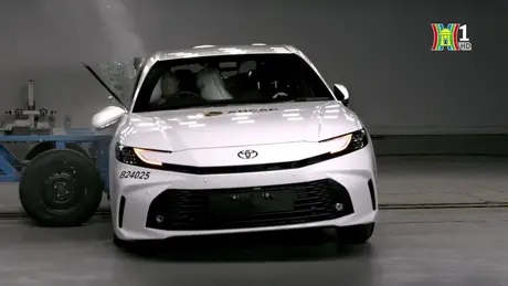 Toyota Camry 2025 đạt 5 sao an toàn ANCAP