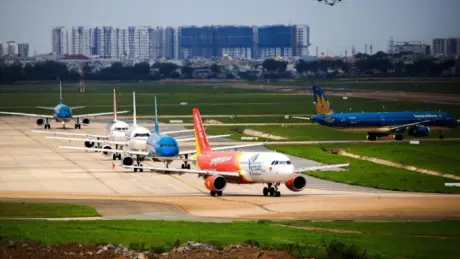Sẽ siết chặt quy định bồi thường khách bị chậm, hủy chuyến