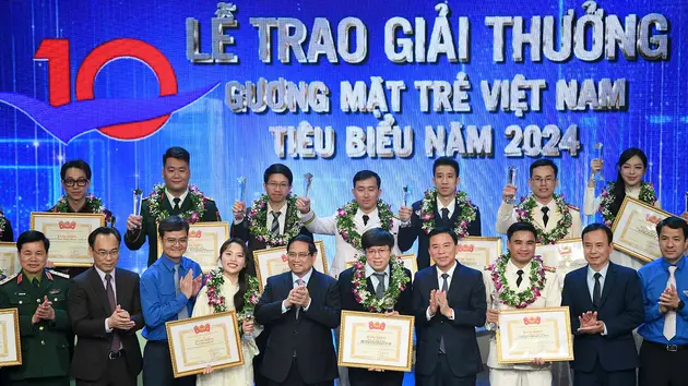 Vinh danh 10 gương mặt trẻ Việt Nam tiêu biểu 2024