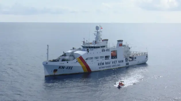 Phía sau bữa cơm ngon trên tàu KN-491 đi Trường Sa