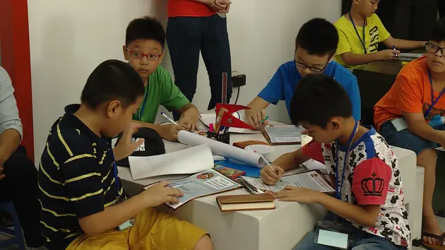 'Giáo dục di sản' làm trẻ yêu thích lịch sử hơn | Văn hóa và sự kiện | 24/05/2025