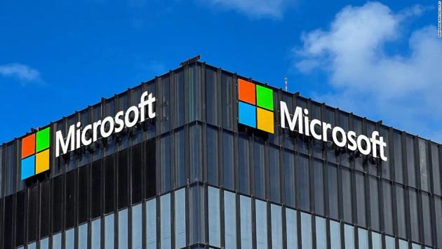 Giá trị vốn hóa của Microsoft chạm 3.000 tỷ USD