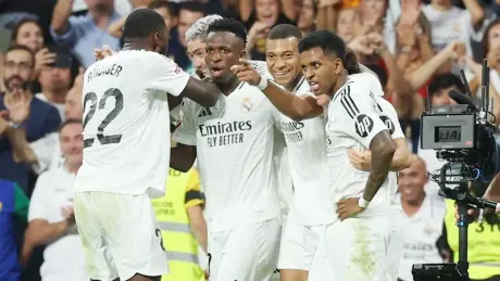 Real Madrid giành chiến thắng trên sân nhà