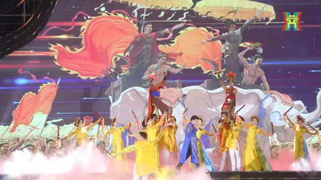 Mê Linh rực rỡ trong đêm khai mạc Festival hoa