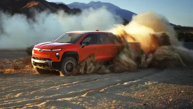 Bán tải điện Chevrolet Silverado có thêm phiên bản địa hình