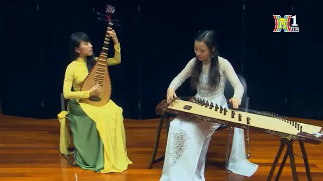 Sứ giả mang âm nhạc dân tộc đến phương Tây | Người Việt 5 Châu | 28/04/2024