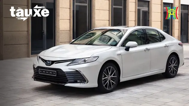 Toyota ra mắt Camry hoàn toàn mới, giá từ 1,22 tỷ đồng | Bản tin Tàu và Xe | 27/10/2024