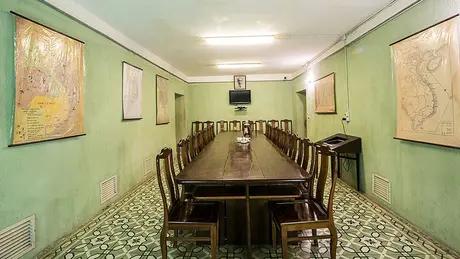 Tổng hành dinh trong mùa xuân đại thắng