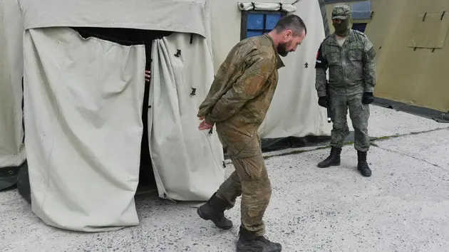Nga và Ukraine đang tạm dừng trao đổi tù binh