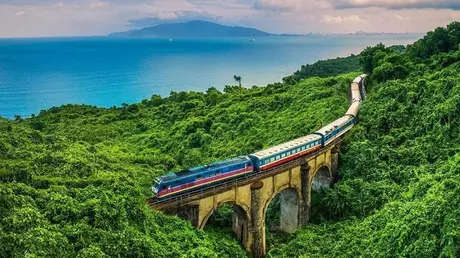Du lịch bằng tàu hỏa ngày càng thu hút khách