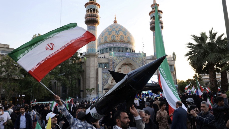 Mỹ và Anh áp đặt lệnh trừng phạt mới đối với Iran
