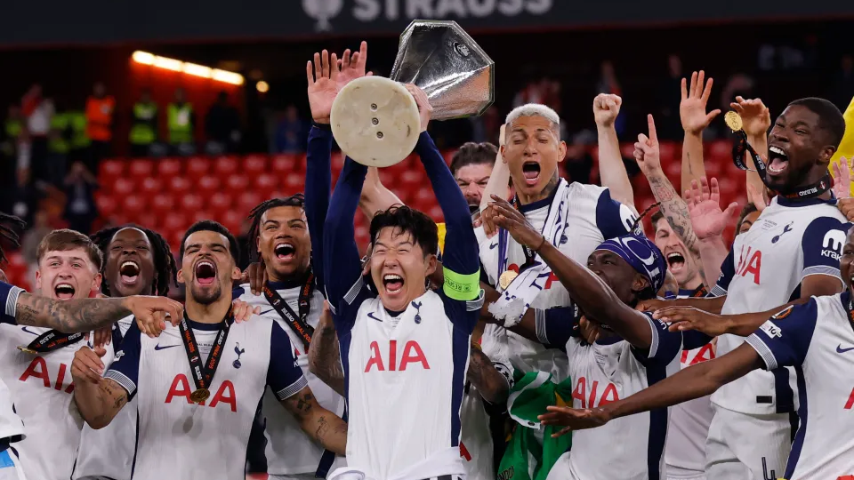 Son Heung-min không có huy chương vô địch Europa League