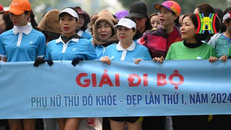 Hơn 300 VĐV đi bộ vì  'Phụ nữ Thủ đô khoẻ đẹp' 