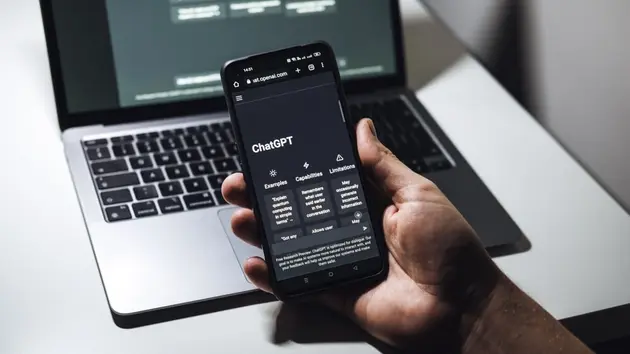 ChatGPT đang là 'trợ thủ đắc lực' cho tội phạm mạng
