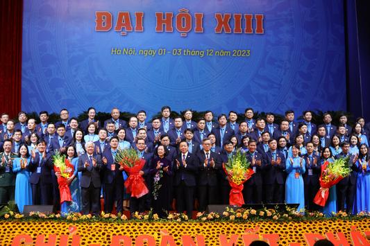 Đại hội XIII Công đoàn Việt Nam thành công rực rỡ
