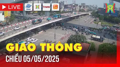 Giờ cao điểm: Giao thông Hà Nội chiều 5/5