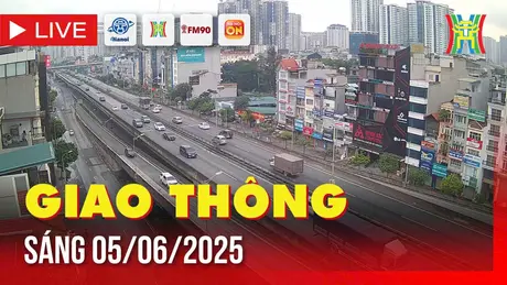 Giờ cao điểm: Giao thông Hà Nội sáng 5/6