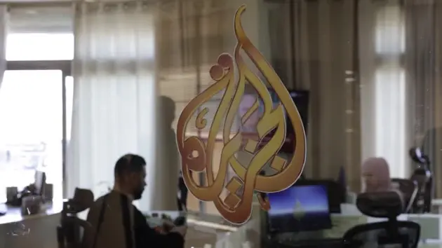 Israel đóng cửa kênh truyền hình Al Jazeera 