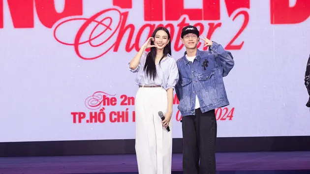 Hoa hậu Thuỳ Tiên xúc động tại fanmeeting lần 2