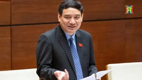 'Không thể cứ hoa hậu, diễn viên đẹp là có thể quảng cáo'