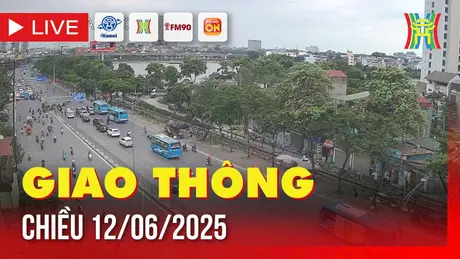 Giờ cao điểm: Giao thông Hà Nội chiều 12/6