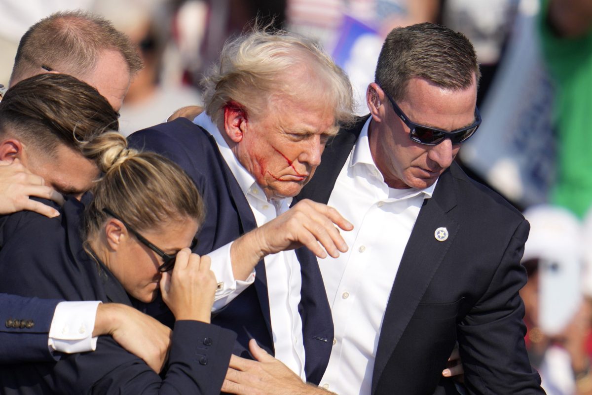 Tình trạng sức khỏe của ông Trump sau vụ mưu sát