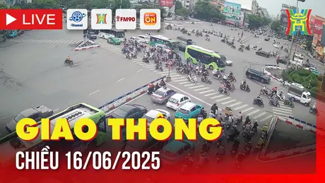 Giờ cao điểm: Giao thông Hà Nội chiều 16/6