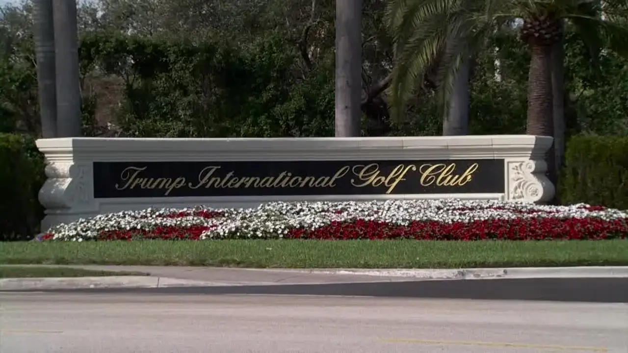 Câu lạc bộ golf quốc tế Trump.