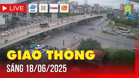 Giờ cao điểm: Giao thông Hà Nội sáng 18/6
