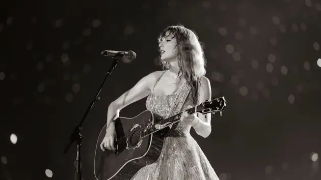 Siêu album 31 bài, Taylor Swift 'áp đảo' làng nhạc thế giới
