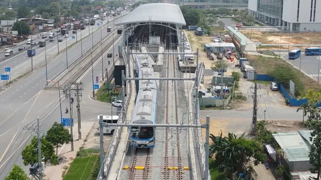  Du lịch TP.HCM bằng metro Bến Thành - Suối Tiên